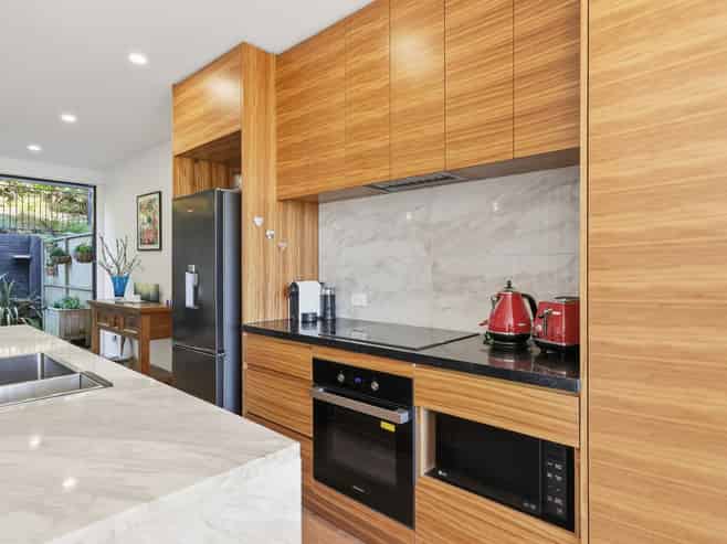 5/17 Milburn Street, Corstorphine