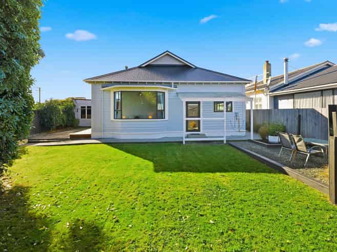 8 Corunna Street, Saint Kilda