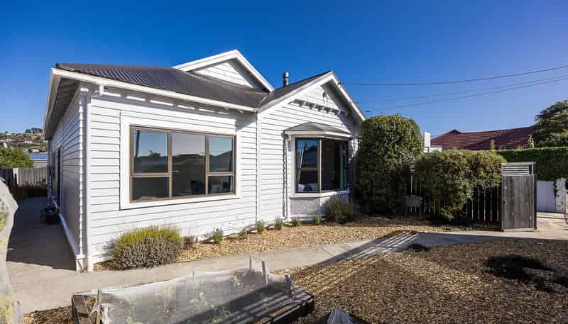 8 Corunna Street, Saint Kilda