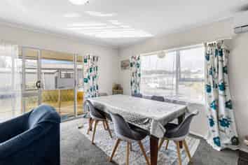 2/6 Wicklow Place, Bell Block
