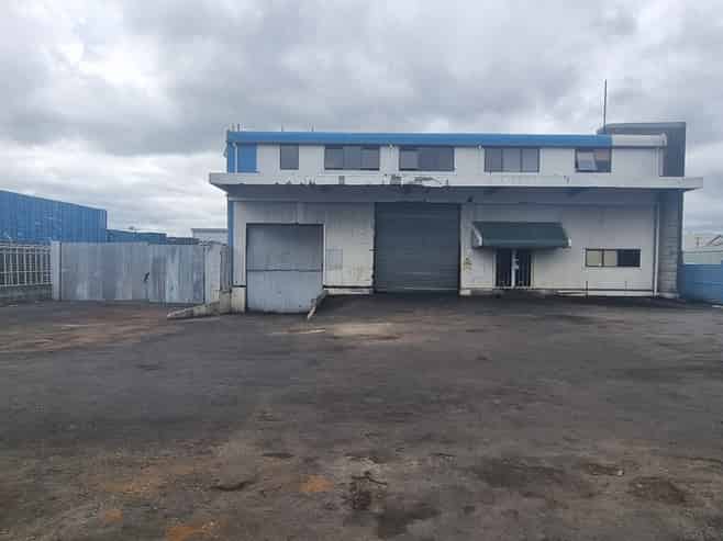 Large Industrial Keith Street - BANG 4 BUCK