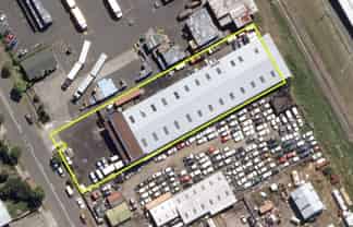 Large Industrial Keith Street - BANG 4 BUCK