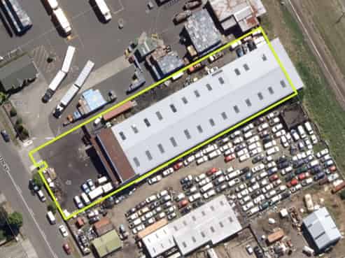 Large Industrial Keith Street - BANG 4 BUCK
