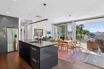 102/1 Harley Street, Nelson