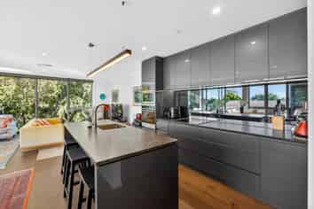 102/1 Harley Street, Nelson