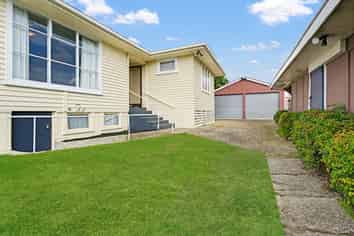 16 Kesteven Avenue, Parkvale