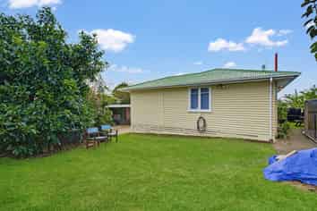 16 Kesteven Avenue, Parkvale