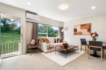 74B Blakeborough Drive, Forrest Hill