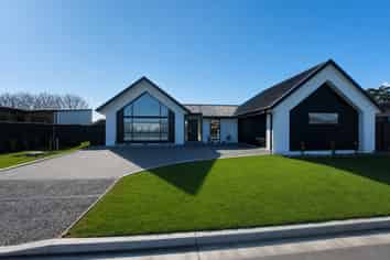 21 Irvines Track, Halswell