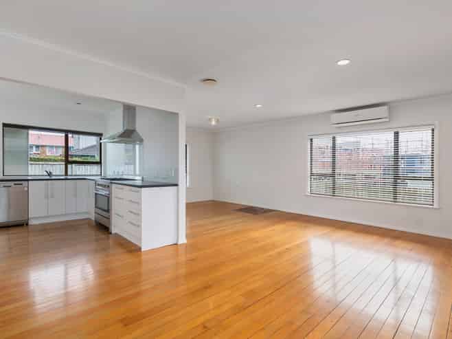 1/54 Seaview Terrace, Mount Albert