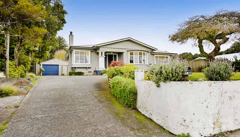 87 Portia Street, Stratford