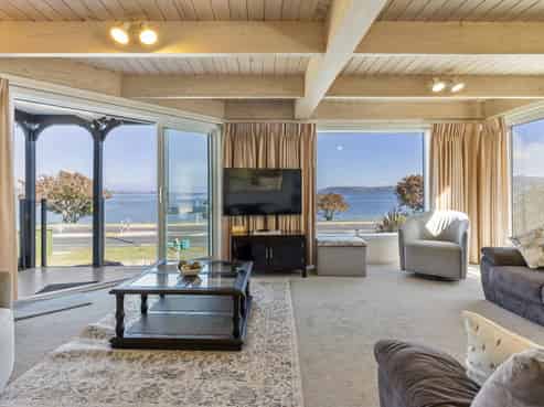 1/116 Lake Terrace, Hilltop