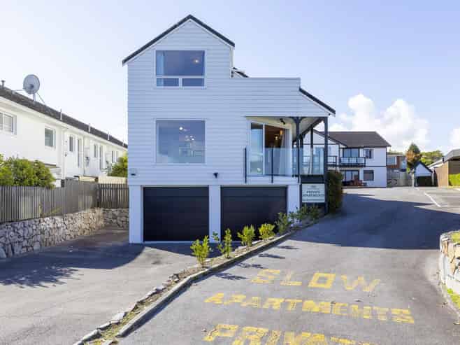 1/116 Lake Terrace, Hilltop