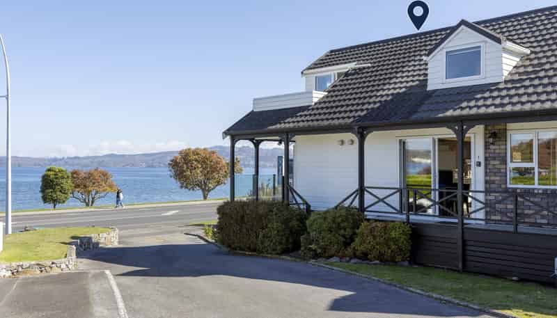 1/116 Lake Terrace, Hilltop