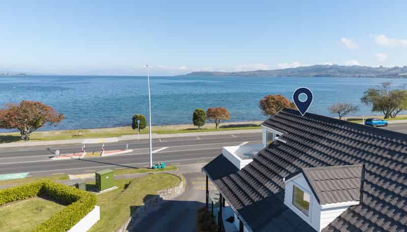 1/116 Lake Terrace, Hilltop
