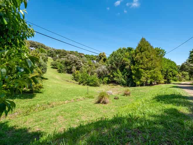 9 Empire Avenue, Oneroa