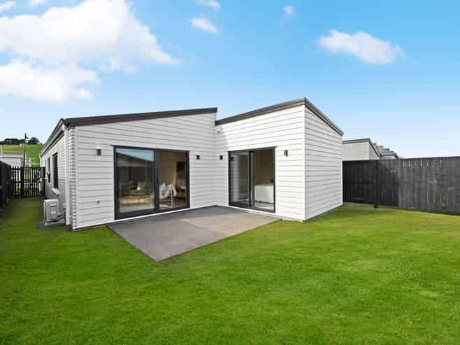 60 Overton Street, Rototuna North