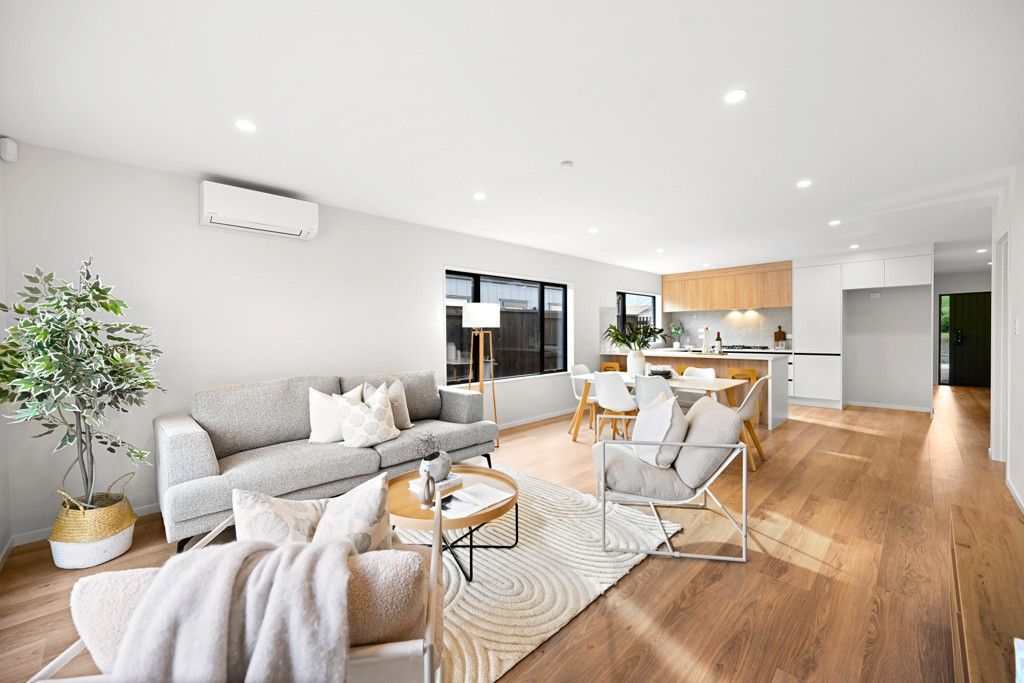 Brand New in A Prized Location - Vista 3