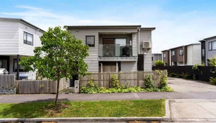 29 Hiki Street, Hobsonville