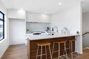 70A Portage Road, New Lynn