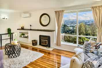 100 Helston Road, Paparangi