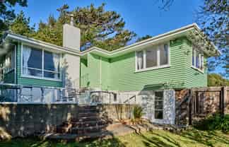 100 Helston Road, Paparangi