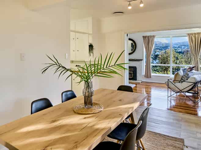 100 Helston Road, Paparangi