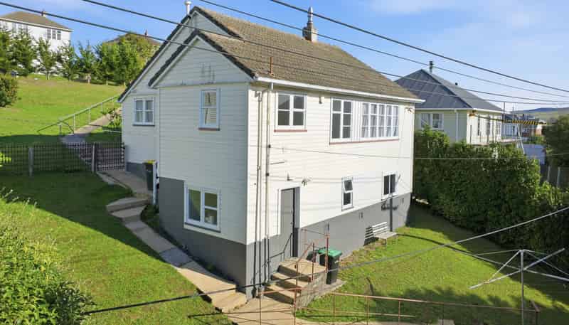 36 Stenhope Crescent, Corstorphine