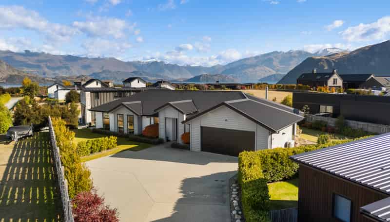 71 Infinity Drive, Wanaka