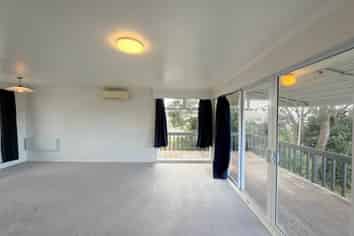 82 Luckens Road, West Harbour