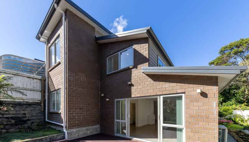 27 Sunshine Boulevard, Sunnyvale