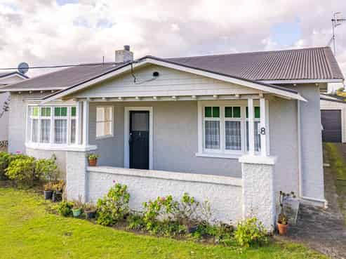 8 Fox Road, Springvale