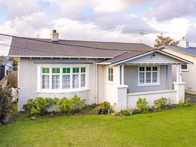 8 Fox Road, Springvale