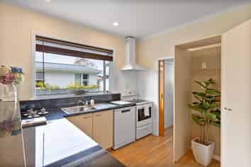 59 Kent Street , Carterton