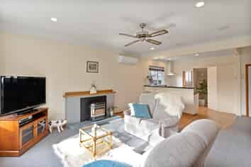 59 Kent Street , Carterton