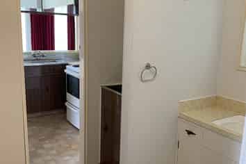 2A Chartwell Drive, Eltham