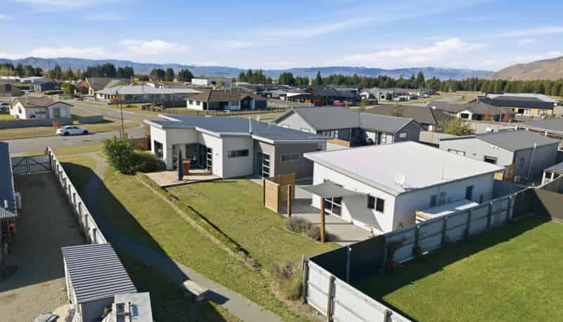 12 Grandvue Drive, Twizel