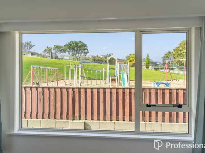 19 Holly Grove, Maungaraki