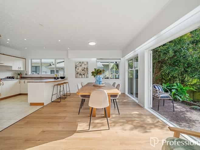 19 Holly Grove, Maungaraki