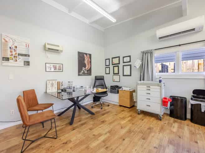 Dual income commercial asset