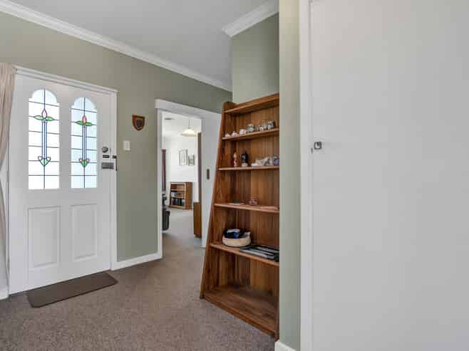 125 Seaview Road, Westown