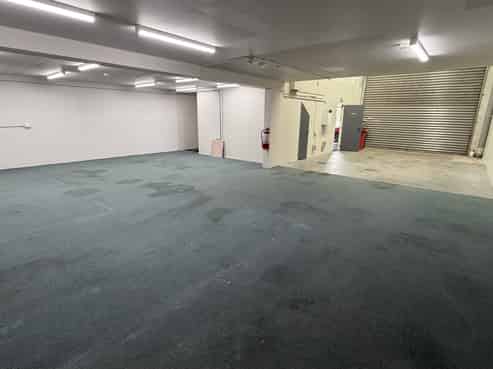 Versatile Albany trade unit