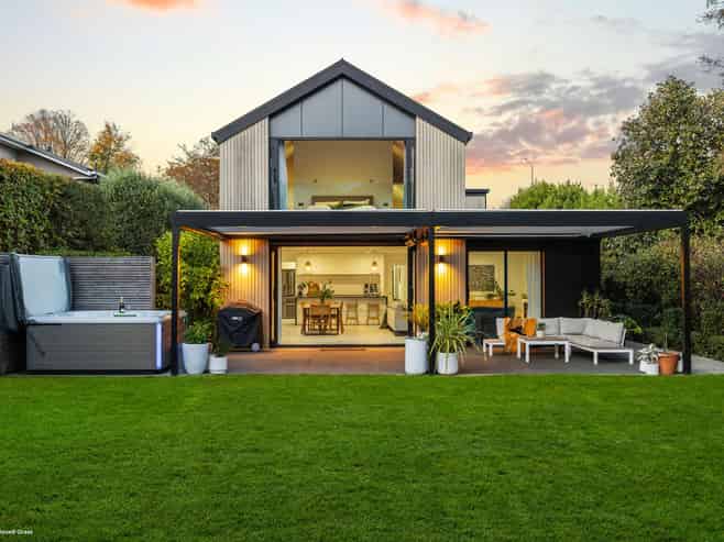 29 Rossall Street, Merivale
