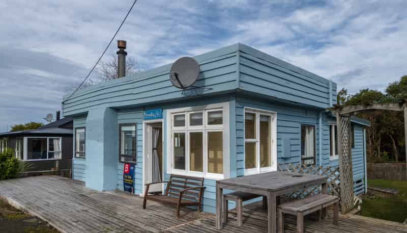 7 Kowhai Street, Kaka Point