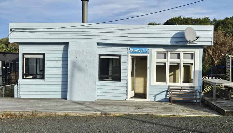 7 Kowhai Street, Kaka Point