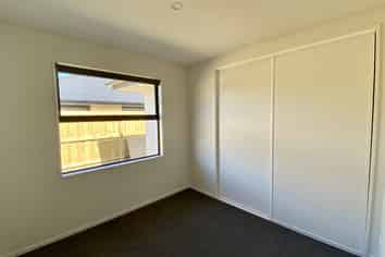 179 Faringdon Boulevard, Rolleston