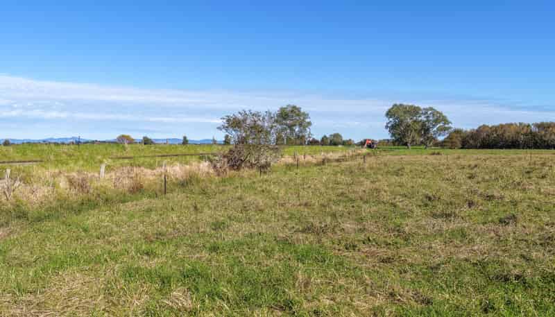 134 and 14 Station Road, Puriri