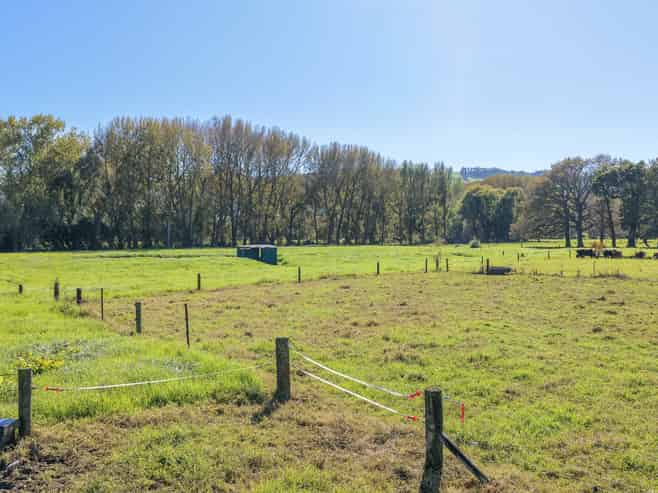 134 and 14 Station Road, Puriri