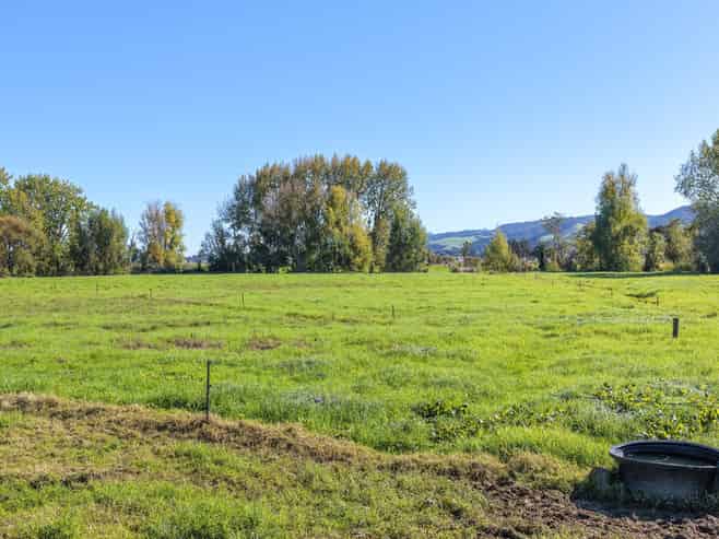 134 and 14 Station Road, Puriri