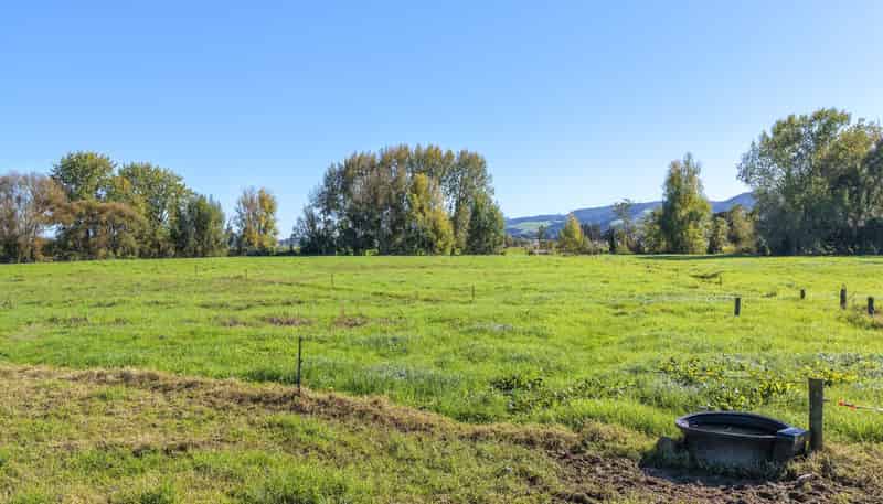 134 and 14 Station Road, Puriri